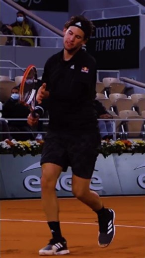 Diego Schwartzman got respect mid-match 🇦🇷👏🎾 #rolandgarros #Schwartzman #sports #tennis #Thiem