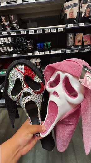 Found the ghost face mask from ‪@Walmart‬ #ghostface #horror #ghostfacecosplay #halloweencostume