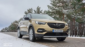 Test Opel Grandland X 1.2 Turbo 130, spaciousness and comfort