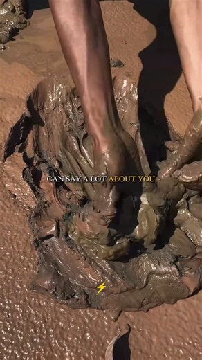 Motivation | Success | Business on Instagram: "Psychology says your favourite color can say a lot about you. . . . @limitlessmiinds is a project that aims to improve people’s lives. Follow us on our journey. . . DM for credit or removal request (no copyright intended for footage video and music) ©️ All rights and credits reserved to the respective owner(s) . #limitlessmiinds #mindset #wisdom #motivation #inspiration #motivational #lifelessons #lifequotes #motivationalspeakers #motivationalspeech