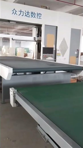 CNC sponge cutting fully automated production line, from loading and horizontal cutting to conveyor
