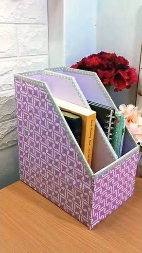 Bookshelf Organizer DIY Using Recycled Laptop Box
