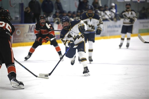Hermantown edges White Bear Lake in last game before arena move