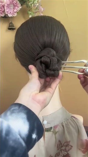 Hair Care Hacks for Beginners: Transform Your Locks