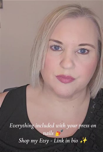 Everything you need for perfect press on nails 💅 Each set includes an application kit: • Storage Case • Nail glue • Sticky tabs • Cuticle stick • Nail file • Alcohol wipe • Instructions Salon nails at home in minutes ✨ Press Me Pretty Studio Link in bio #pressonnails #pressonnailkit #pressonnailapplication #handmadenails #coquettenails