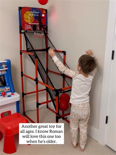 Jana Kramer on Reels