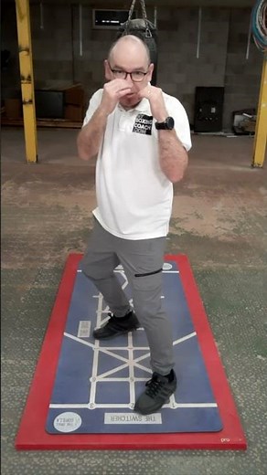 Boxing footwork for beginners | In and out @myboxingcoach