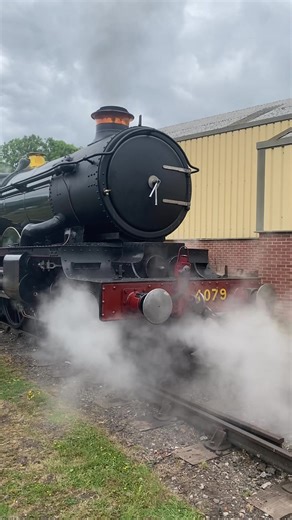 Discover Pendennis Castle 4079: A Heritage Railway Gem