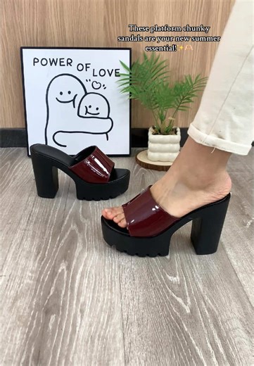 Must-Have Platform Chunky Sandals for Summer