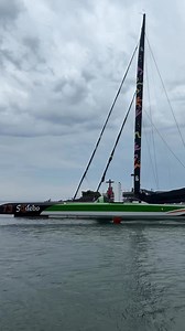 16K views · 187 reactions | En direct - Départ du maxi trimaran Sodebo Ultim 3 depuis le port d’Arcachon ce mercredi 25 juin. ➡️ Cap vers le port de Bayonne pour le trimaran Thomas Coville. ⚠️ L’équipage est parti juste avant la reprise du vent et de la pluie. Prudence ! Le Bassin d’Arcachon est en vilgilance orange orages jusqu’à 20h  | TVBA - La Télévision du Bassin d'Arcachon | Facebook