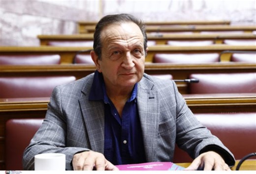 Σπύρος Μπιμπίλας για τον Χρήστο Βαλαβανίδη: «Μέσα από τη ζωή του, έδωσε μαθήματα ήθους, εργατικότητας, χιούμορ»