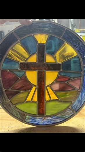 Another medallion for South United Methodist Church’s windows #stainedglass #stainedglassart #window #art
