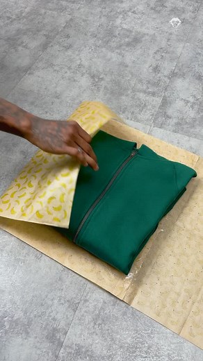 Urban Monkey® on Instagram: "[First Look] The Zipper Hoodie from MTV X URBAN MONKEY 2.0. Official drop coming soon. Stay Tuned 🔥 🔎 ‘Cypher’ on www.urbanmonkey.com 🔗 Link in bio to order [𝐋𝐨𝐯𝐞 𝐅𝐨𝐫 𝐌𝐮𝐬𝐢𝐜] ©2024 𝘝𝘪𝘢𝘤𝘰𝘮 𝘐𝘯𝘵𝘦𝘳𝘯𝘢𝘵𝘪𝘰𝘯𝘢𝘭 𝘐𝘯𝘤 @mtvindia @viacom18store #urbanmonkey #urbanmonkeyindia (unboxing, mtv, collaboration, zipper hoodie, sweater weather, green hoodie)"