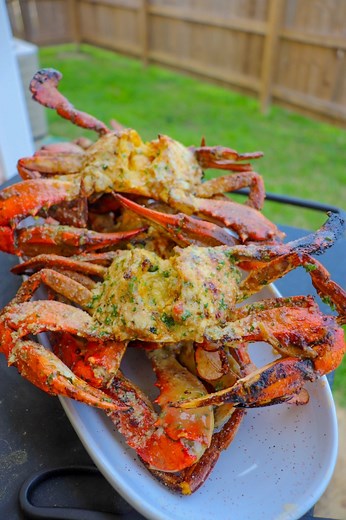 2.4M views · 41K reactions | Chargrilled Blue Crabs might be one of the best things you can ever eat. I’m telling y’all it’s pressuuurreee! #mealsbyaldenb #southernmade #bluecrab | Chef Alden B | Facebook
