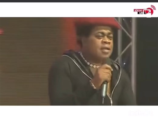 ✔️ LUCKSON PADAUD... Du nom de LAGO TAPÉ SÉHIA à l'état civil, l'auteur du rythme "Laba-laba" a été révélé aux yeux du monde entier à travers le tube à succès "Kalgbeu" en 1982. Depuis lors, ce natif de Tahiraguhé ( Daloa en Côte d'Ivoire) comme ERNESTO DJÉDJÉ, n'a plus jamais quitté le haut des tabloïds de la musique tradi-morderne ivoirienne. Bref juste vous informez que Luckson Padaud serait en concert live à l’allocodrome d’issia le 25 Mai à partir de 20h Entrée gratuit Kdo Kdo 😱 | ISSIA IN