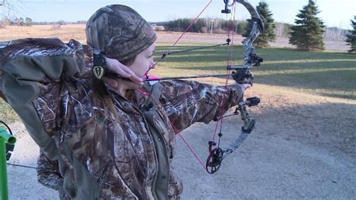 Proposed bill that would allow bow hunters to carry pistols passes state House