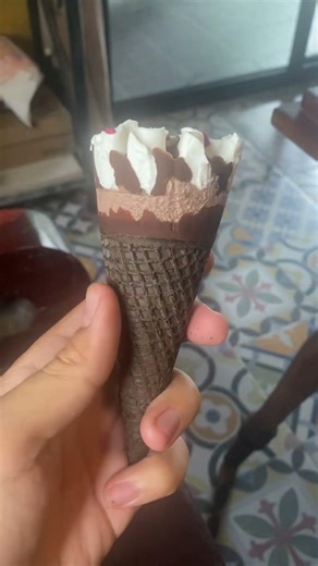 My Ice Cream Cone Reviews 001 - Stranger Things Extreme Flavor Unpacked | #VineLegacy