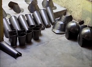 Handmade Medieval Knight Armor Suit: Full Body Steel Replica