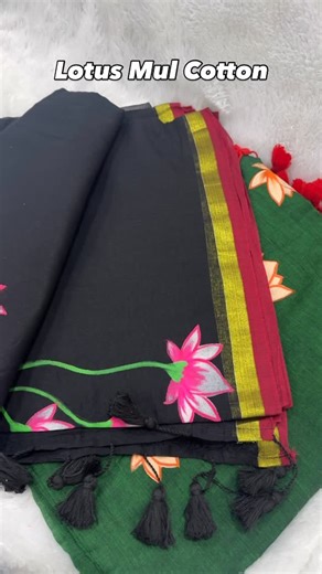 Sonali Shinde on Instagram: "Lotus Mul Cotton🪷 Booking Number: 7276131150 @vlogswithsososonali . . . . . . . . . . . @@@@@@@@@@@ . . . . . . . . . . . @@@@@@@@@@@ #saree #handpainted #viral #shopping #lotus black rainbow mul cotton Sankranthi festival collection design color soft festival wedding"