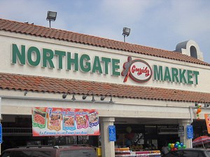 South Gate Police Arrests Four Gang Members with Stolen Car