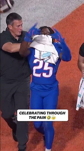 No. 7️⃣ moment of CFB season BSU's Quinton Brown celebrates first career TD after being hurt #cfb