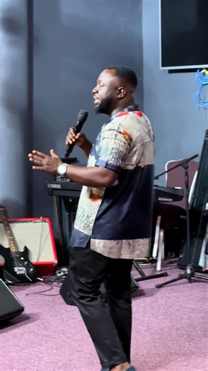 Hilarious Stand-Up Comedy on Life with a Lisp