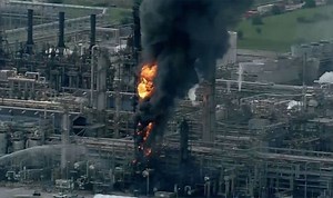 Baytown fire: Explosion as ExxonMobile plant erupts in flames