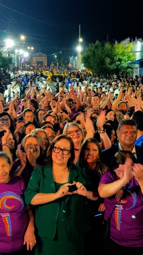 Eleuza Barbosa on Instagram: "Hoje, gostaria de registrar toda a minha gratidão e orgulho pelo grande espetáculo que foi o nosso Desfile Cívico. Quero parabenizar, de forma muito especial, a Secretaria Municipal de Educação, em nome da secretária Catarine Oliveira e de sua adjunta Soninha, pela dedicação, empenho e amor que fizeram desse desfile um verdadeiro marco na história de Puxinanã. Foram dias de preparação, ensaios, organização e cuidado em cada detalhe, que resultaram em um momento emoc