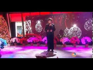 Susan Boyle - Susan sings a Christmas classic on the Today Show