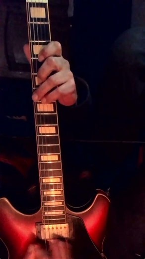 R&Blues tutorial #shorts #bluesguitar #blueschords #bluesrhythm #blueslessons