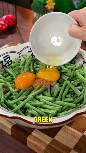 This egg green bean recipe is healthy and full of flavor