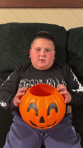 Cran Fizz Review: Rizzler Approved Poppi Sodas