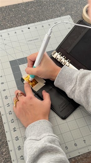 personalize your planner with a HOT FOIL PEN 😍 #filofax #plannersetup