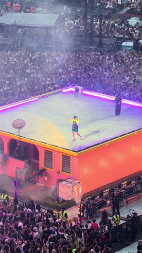Safaera; DTMF World Tour - Madrid. #dtmf #badbunny #worldtour #madrid #concierto