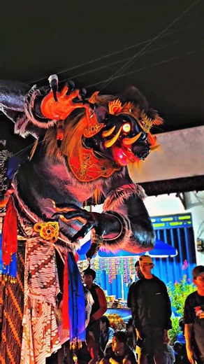 tampilan ogoh-ogoh detail