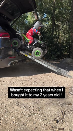 Racing his quad at 2 years old ! Summer 2023 #crazykids #kidsoftiktok #quadkids #racingkids