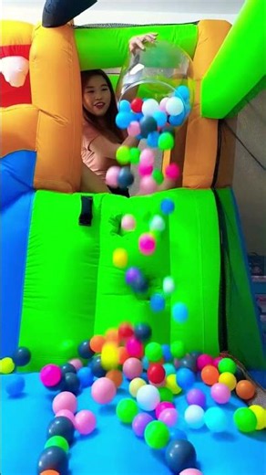 Kids Can't Stop Playing on This Giant Inflatable Bounce Castle!