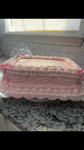 First Time Making a Vintage Rectangle Cake