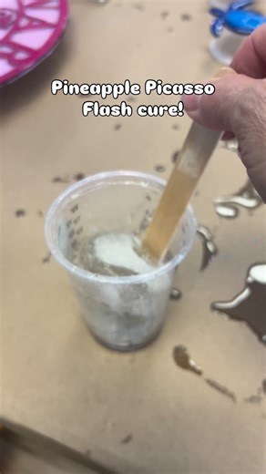 Ever wanted to see a flash cure? This is what happens and what it looks like. #flashcure #capecoral #capecoralflorida #capecoralfl #florida #swfl #resin | Pineapple Picasso