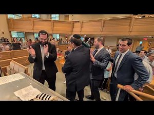 Torah Dance 2