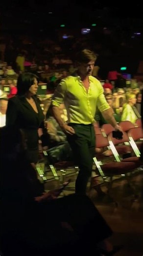 Flagra! WILLIAM LEVY FOI AO SHOW DE FAMODA CANTORA JUNTO COM SUA MÃE 😱🥰🔥 #williamlevy #noticias