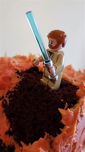 #obiwanvsanakin birthday cake style#starwarslego #obiwabkenobi #anakinskywalker #fyp #foryoupage