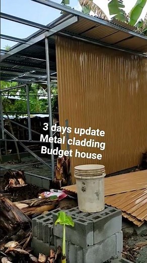 Metal cladding in 3 days working a simple and budget house