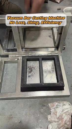 How Are Gold Bullion Bars Made? Traditional vs. Vacuum Casting Gold bullion remains an irreplaceable asset in the global market—serving as a raw material, investment product, and long-term store of value 💰✨ But how are high-quality gold bars actually produced? 🔹 Traditional Gold Bar Casting This method is widely used by miners and mining companies. Gold is melted at high temperature, refined with flux to remove impurities, then poured directly into molds and cooled into bars. After solidificat
