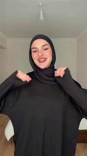 ‎RUBY ROSE 💫 ْرُوبيِ رُوز‎ on Instagram‎: "شو رأيناا باللبسه 💅"‎