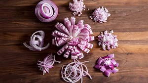 How to slice and dice onions like a pro