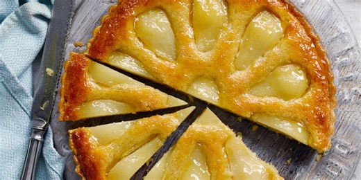 Traditional pear flan Bourdaloue recipe