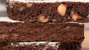 Your Complete Guide to Bringing Food Through Airport Security