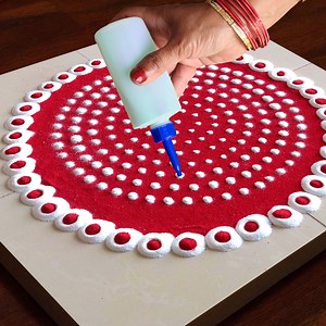 120K views · 1.7K reactions | Simple Rangoli Design Using Strainer | Freehand Kolam designs | Rango Ki Rangoli In this video we will see how to make Simple Rangoli Designs using Strainer . Do try this Simple Rangoli Design at your home. | Rango Ki Rangoli | Facebook