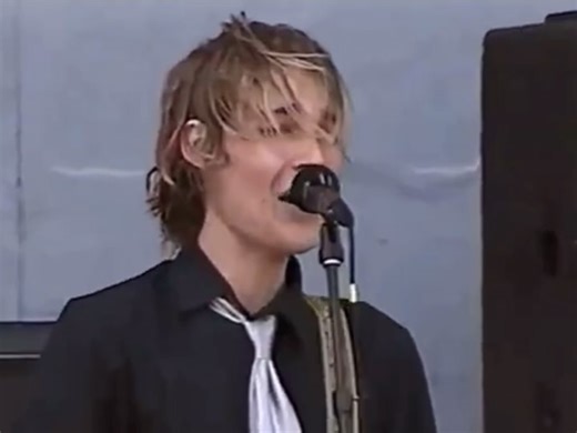 208K views · 6K reactions | Celebrating 29 years of Silverchair’s ‘Frogstomp.’ Here’s ’Tomorrow’ live in 1999. #grungebible #silverchair #tomorrow #frogstomp Video: https://youtu.be/qWn1e_Qy9u0?si=d4P-tskRbSR0QVP1 | The Grunge Bible | Facebook